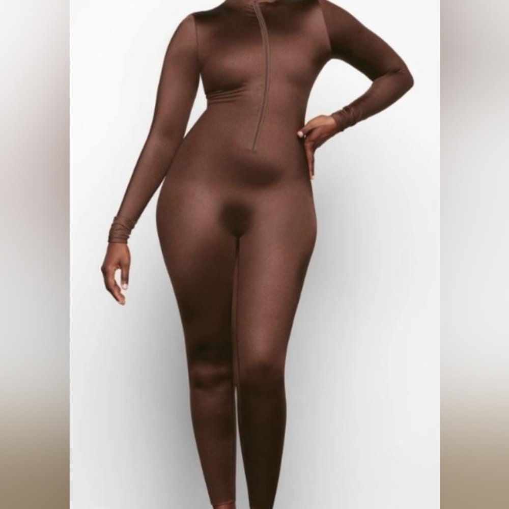 SKIMS JUMPSUIT XS